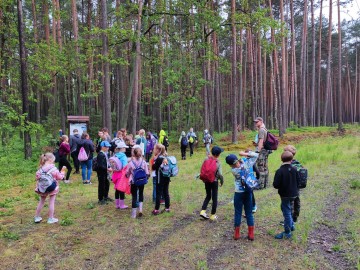 Spacer edukacyjny wokół rezerwatu Hołda, 