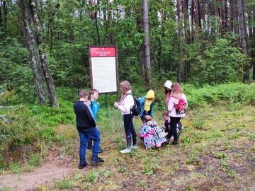 Spacer edukacyjny wokół rezerwatu Hołda, 