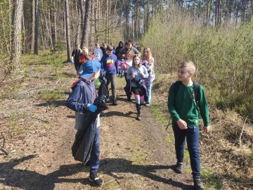 Zajęcia terenowe z okazji Międzynarodowego Dnia Ziemi w PKMWiW, <p>K. Kierniakiewicz</p>